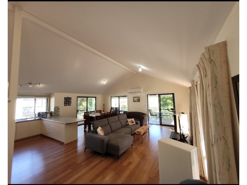 4 William Street, Glen Forrest WA 6071