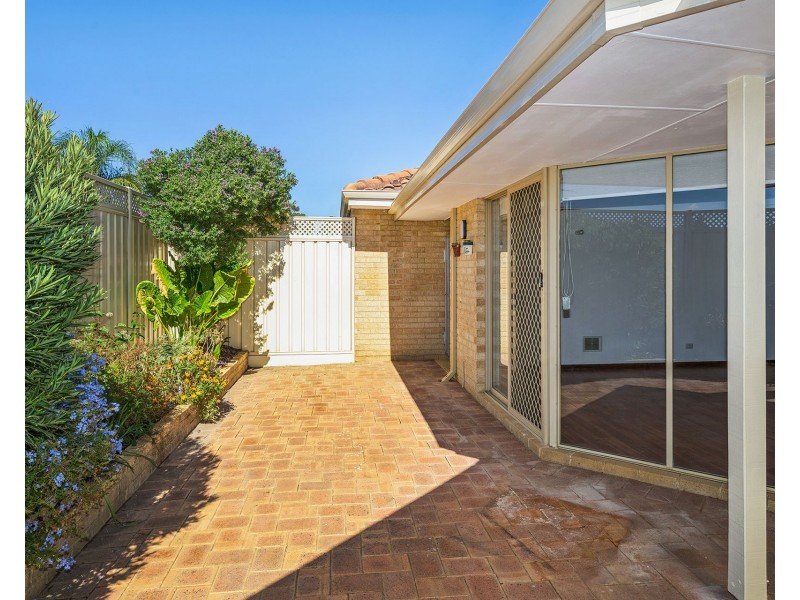 2/18 Heron Place, Maddington WA 6109
