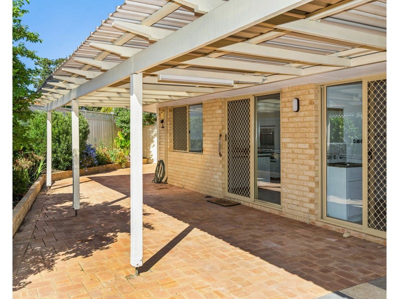 2/18 Heron Place, Maddington WA 6109