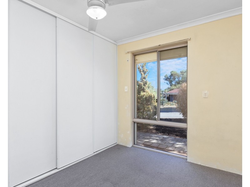 2 Ferris Green, Parmelia WA 6167