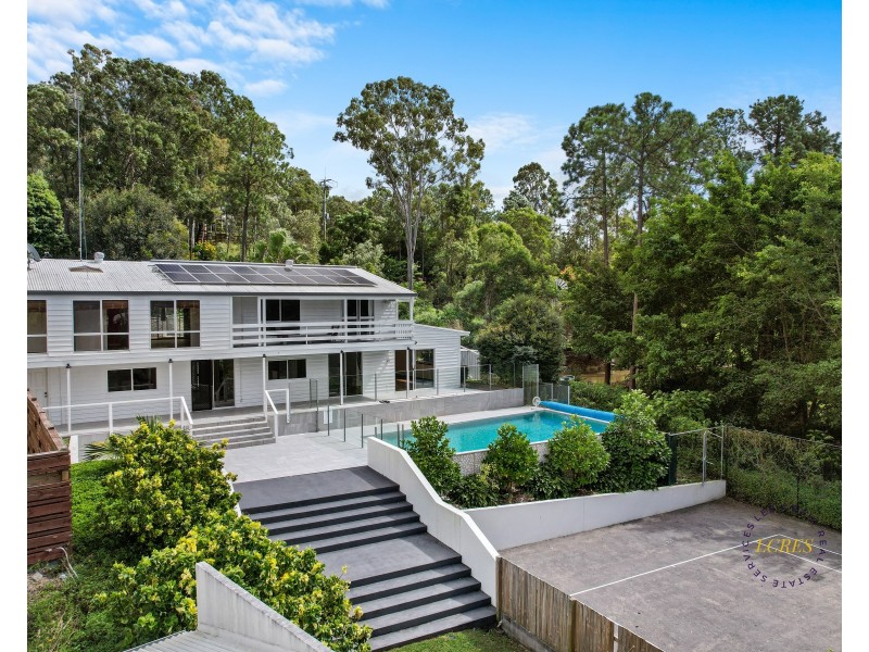 138-140 Glade Drive, Gaven QLD 4211