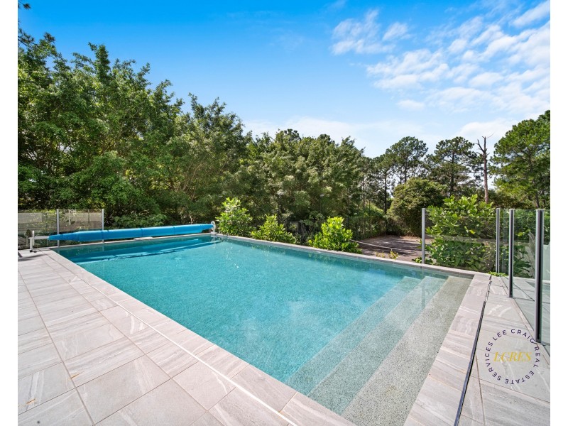 138-140 Glade Drive, Gaven QLD 4211