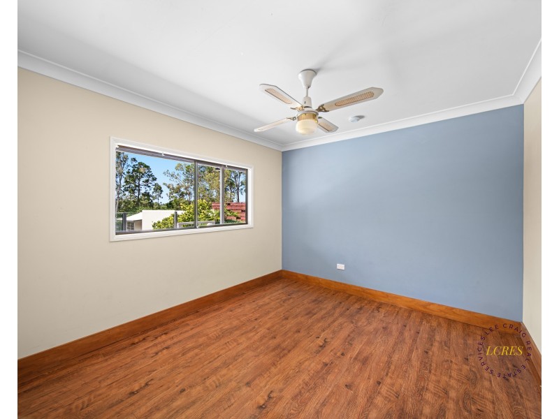 138-140 Glade Drive, Gaven QLD 4211
