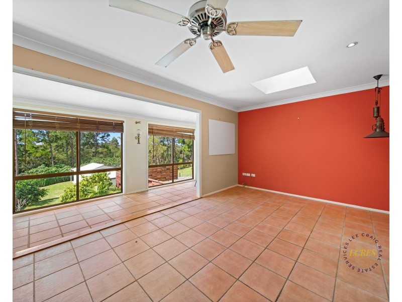 138-140 Glade Drive, Gaven QLD 4211