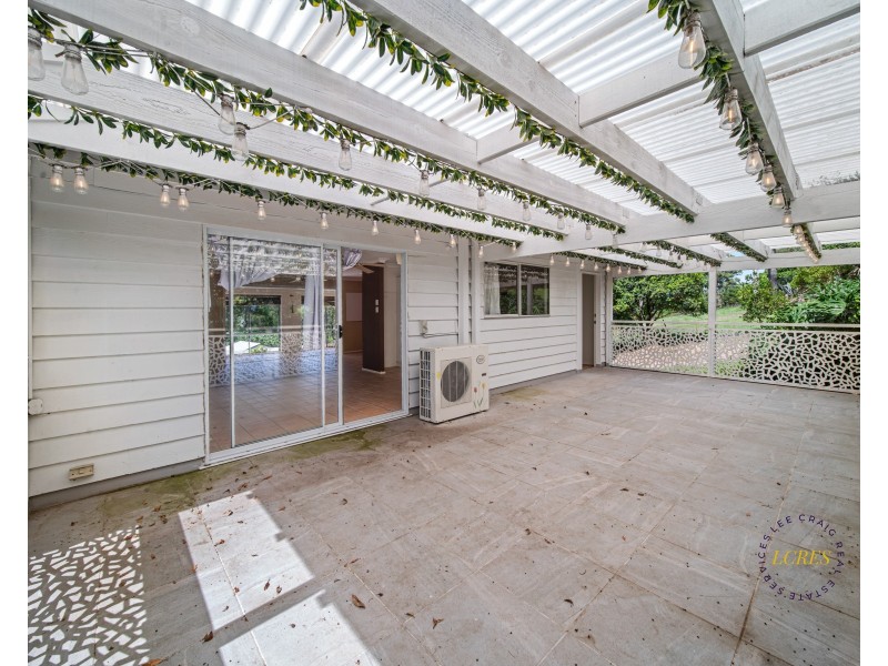 138-140 Glade Drive, Gaven QLD 4211