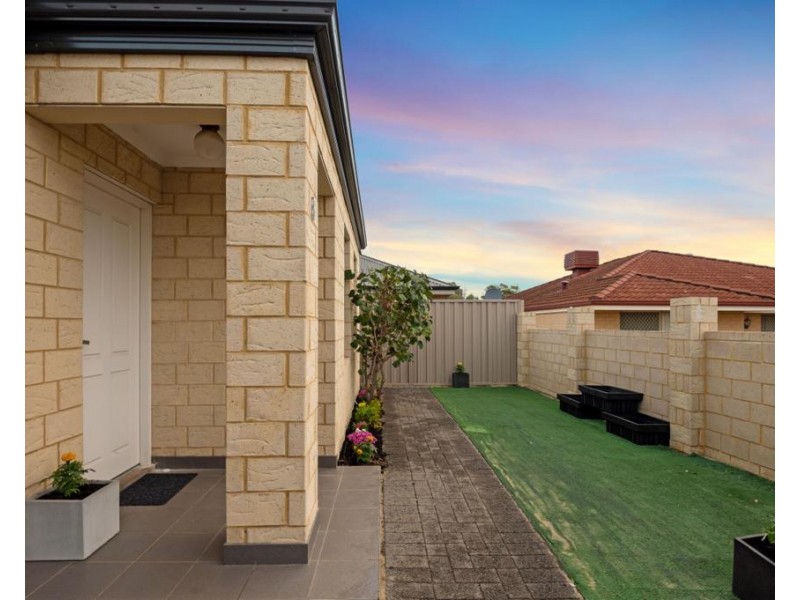 8 Jack Way, Canning Vale WA 6155