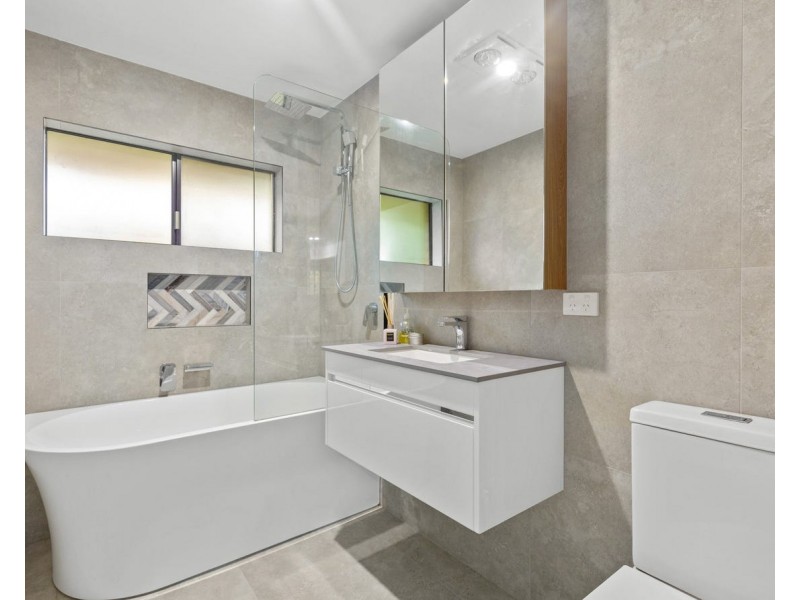 16 Carissa Street, Shailer Park QLD 4128