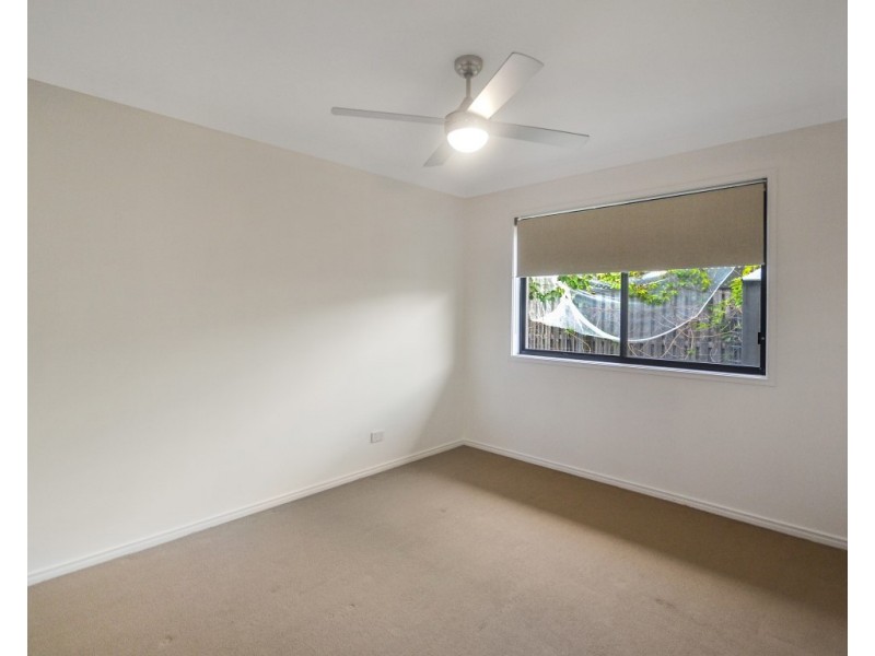 6 Temple Island Circuit, Oxenford QLD 4210