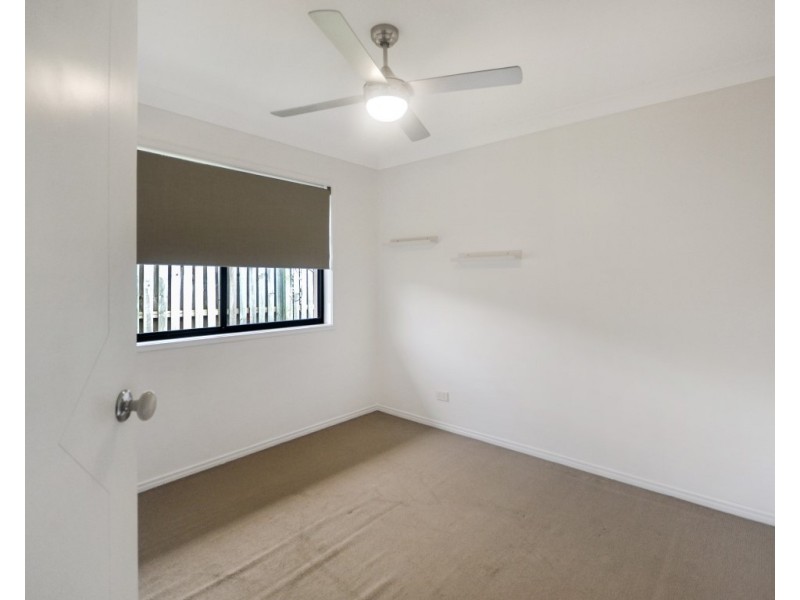 6 Temple Island Circuit, Oxenford QLD 4210