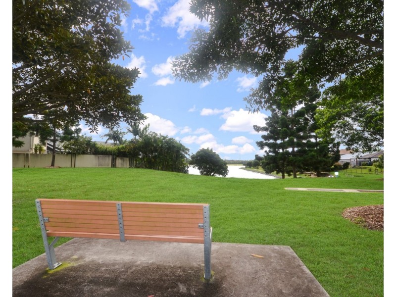 6 Temple Island Circuit, Oxenford QLD 4210