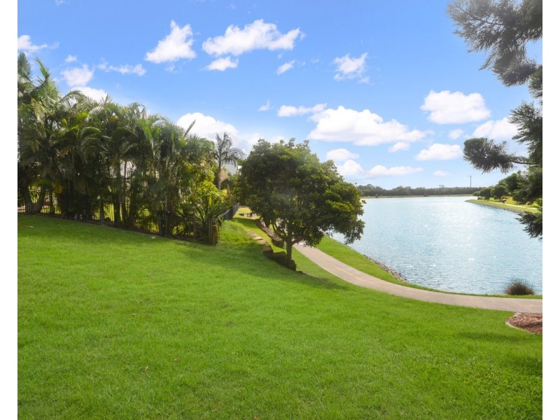 6 Temple Island Circuit, Oxenford QLD 4210