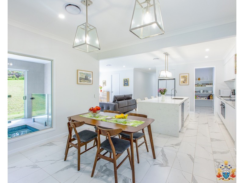 13 Senna Close, Pine Mountain QLD 4306