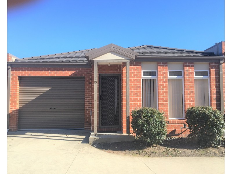 15/4 Young Road, Hallam VIC 3803