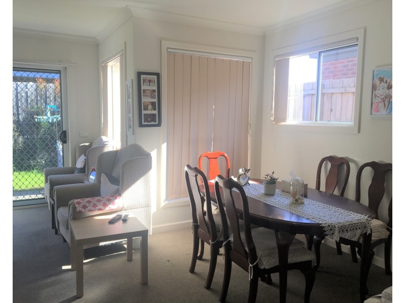 15/4 Young Road, Hallam VIC 3803