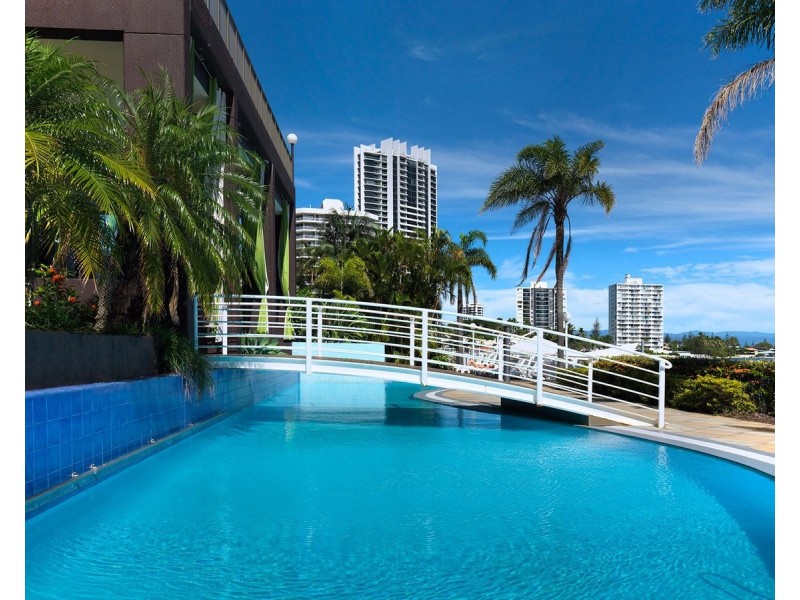 Chevron Island QLD 4217