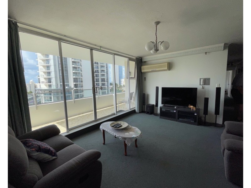 39/40 Ferny Avenue, Surfers Paradise QLD 4217