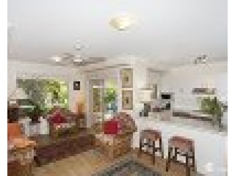 Chevron Island QLD 4217