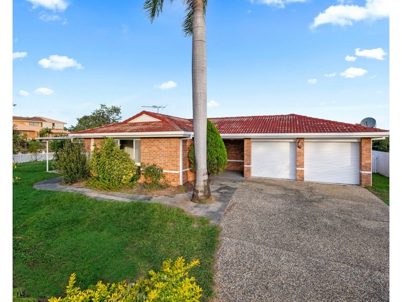 2 Lyndora Close, Riverhills QLD 4074