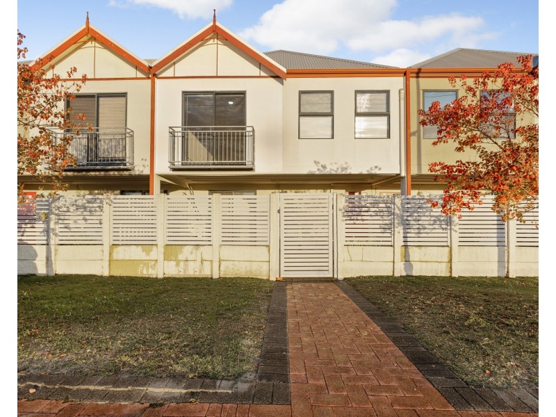 4/2 Hogarth Street, Cannington WA 6107