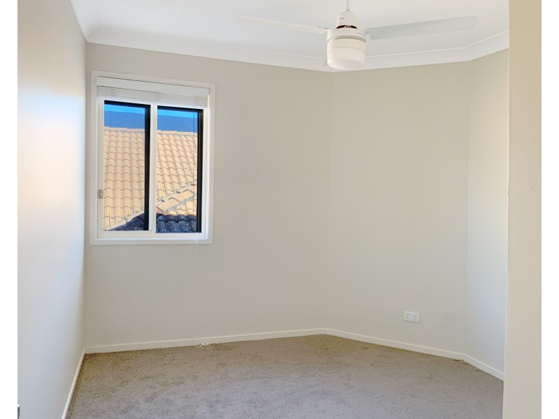 2/29 Bellagio Crescent, Coomera QLD 4209