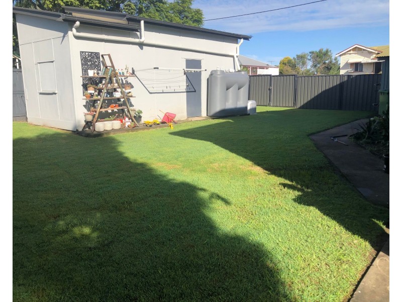 22 Walters Street, Lowood QLD 4311