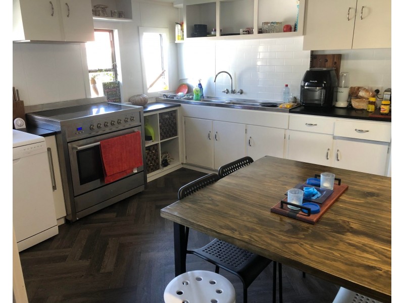 22 Walters Street, Lowood QLD 4311