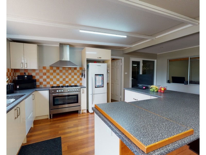336 Padbury Avenue, Herne Hill WA 6056