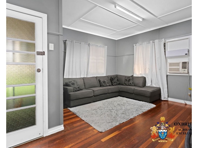 23 Creek Street, Bundamba QLD 4304