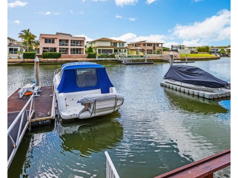 2/11 South Quay Drive, Biggera Waters QLD 4216
