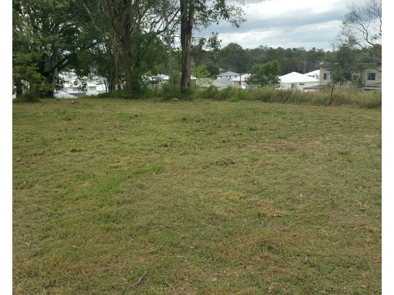 84 Jutland Street, Oxley QLD 4075