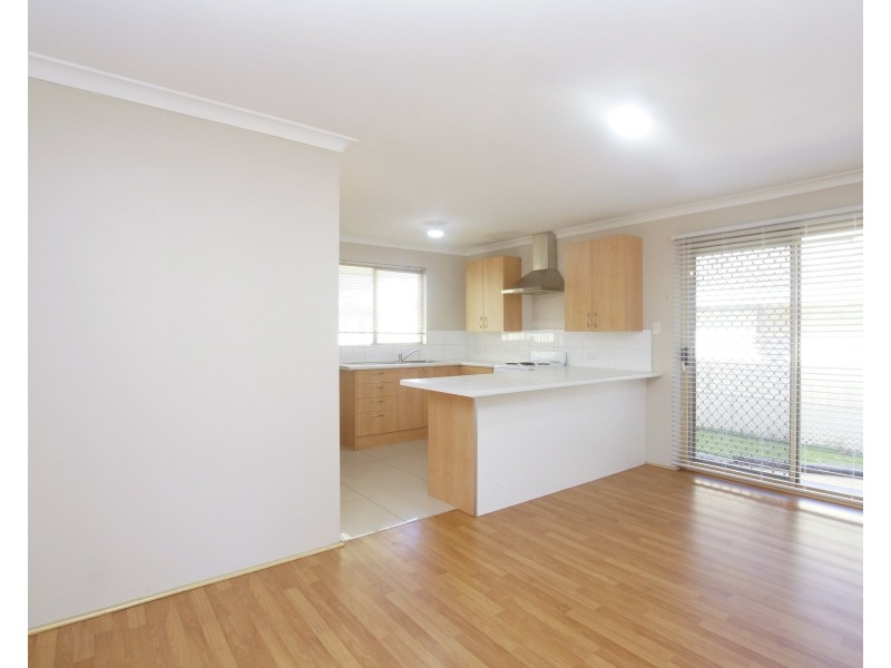 34 Smiths Avenue, Redcliffe WA 6104