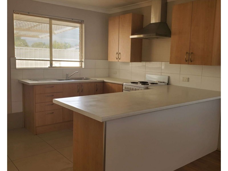 34 Smiths Avenue, Redcliffe WA 6104