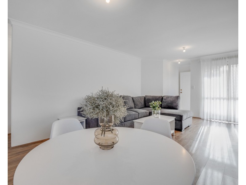 11/93 Seventh Road, Armadale WA 6112