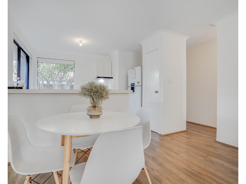 11/93 Seventh Road, Armadale WA 6112