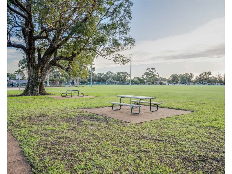 11/93 Seventh Road, Armadale WA 6112