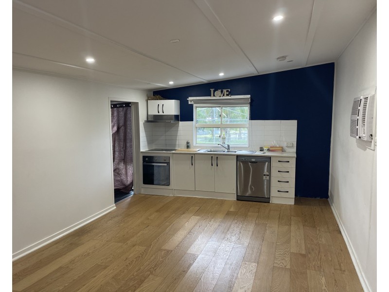 36 Old Logan Road, Gailes QLD 4300