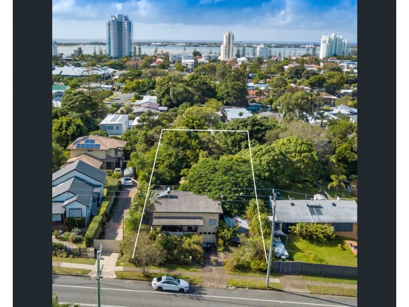 87 Turpin Road, Labrador QLD 4215