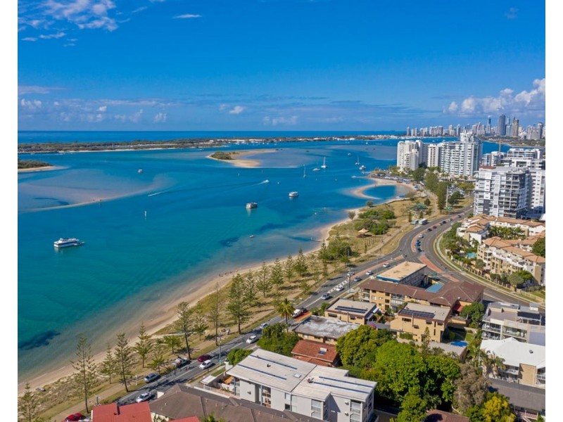 87 Turpin Road, Labrador QLD 4215