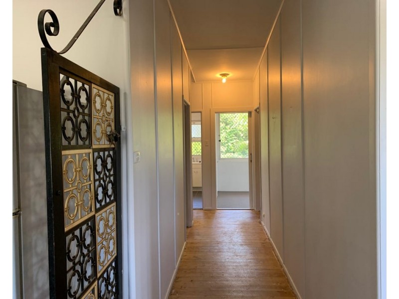 87 Turpin Road, Labrador QLD 4215