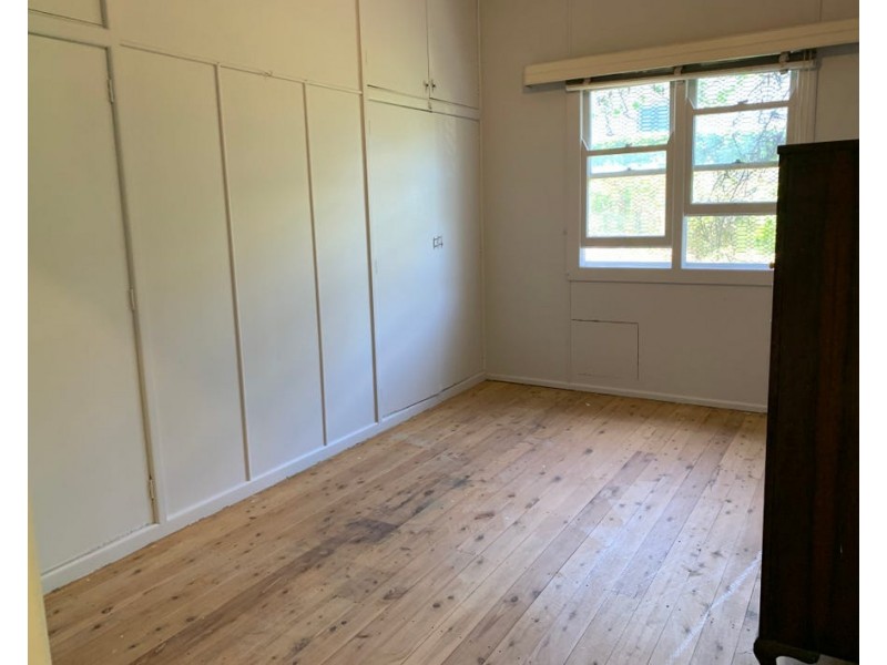 87 Turpin Road, Labrador QLD 4215