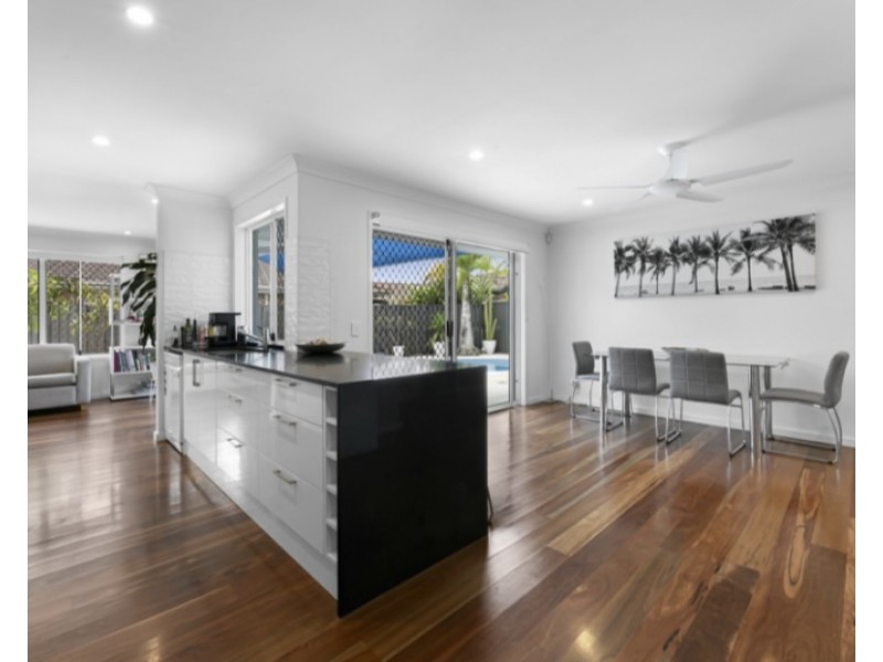 Varsity Lakes QLD 4227