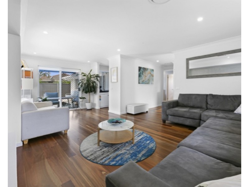 Varsity Lakes QLD 4227