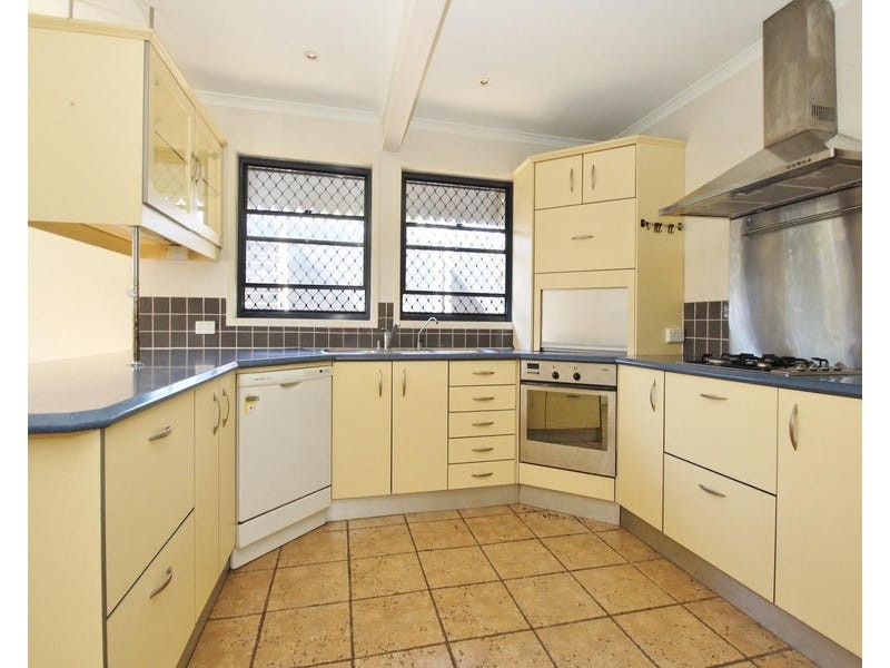 86 Dickson Street, Wooloowin QLD 4030