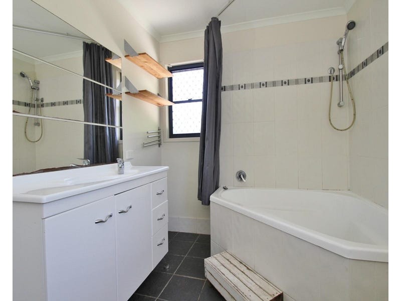 86 Dickson Street, Wooloowin QLD 4030