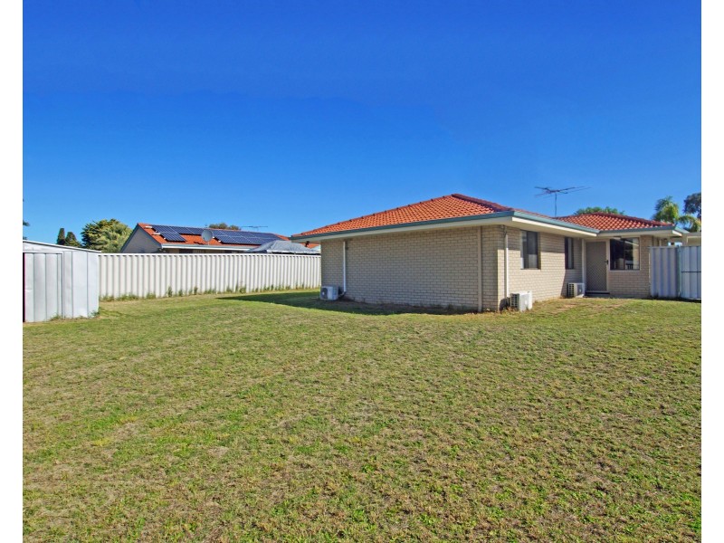 20Q Roxwell Way, Girrawheen WA 6064