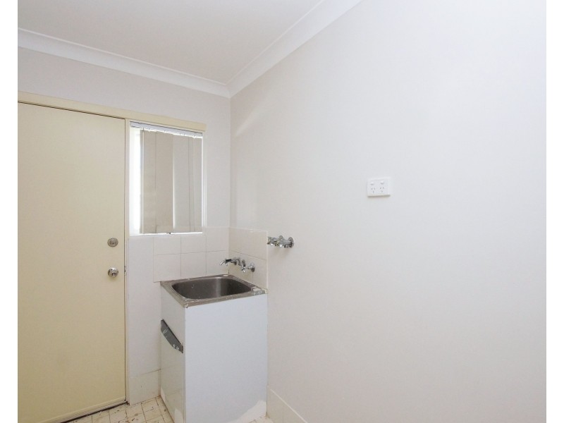 20Q Roxwell Way, Girrawheen WA 6064