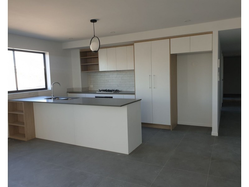 302/9 Violet Street, Redcliffe QLD 4020