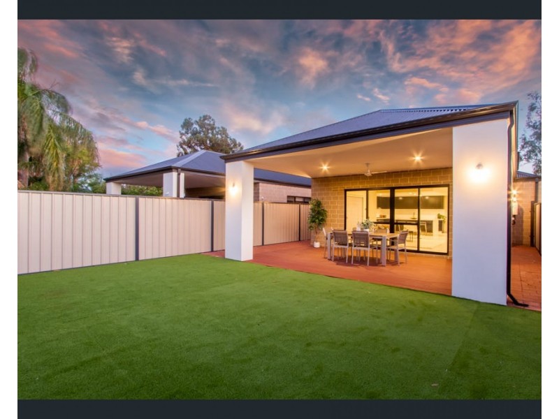 33 Kingfisher Loop, Willetton WA 6155