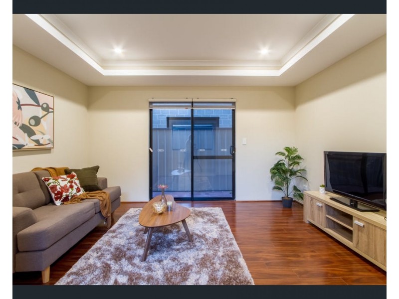 33 Kingfisher Loop, Willetton WA 6155