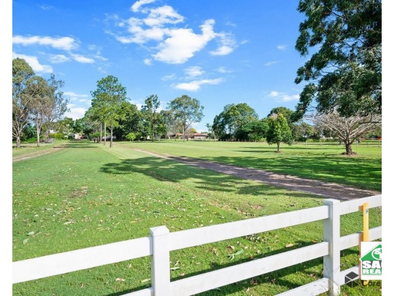 11 Moloney Road, Waterford West QLD 4133